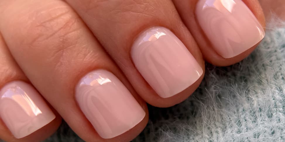 מניקור ג׳ל בנייה